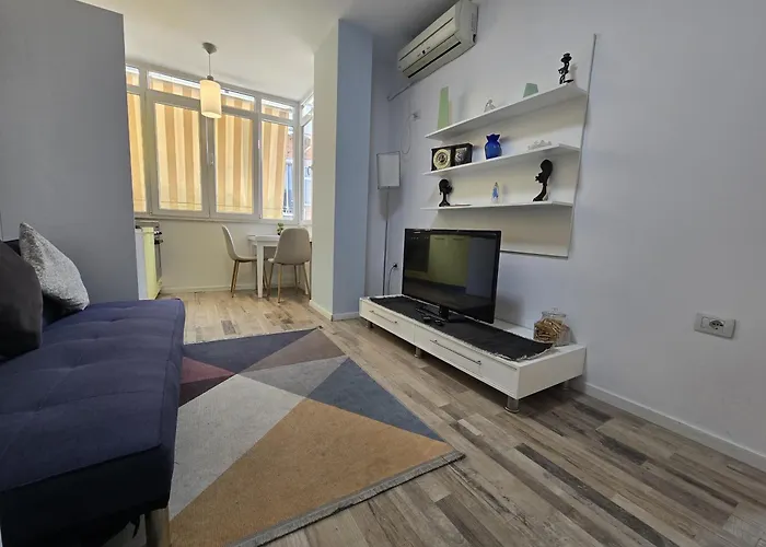 Downtown * טיראנה